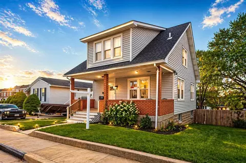 130 W Edgevale Rd, Baltimore, MD 21225