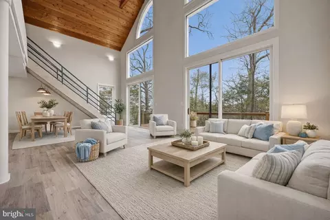 1717 Porters Hill Rd, Annapolis, MD 21401