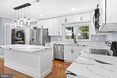 Kitchen - 435 Yellow Spgs S, Laurel, MD 20724 photo 3 of 3