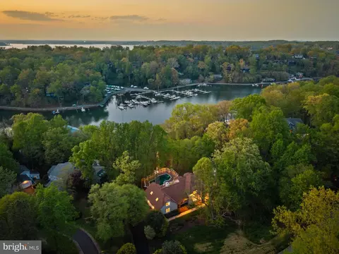 854 Saint Edmonds Pl, Annapolis, MD 21401