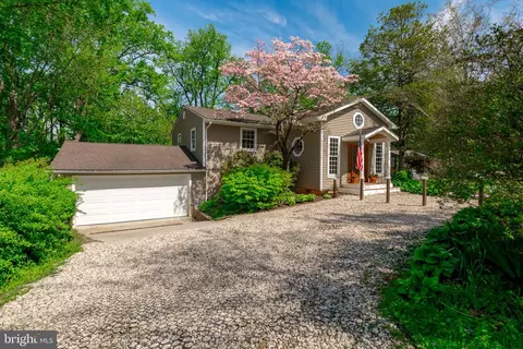 1553 Ashcroft Ln, Arnold, MD 21012 photo 2