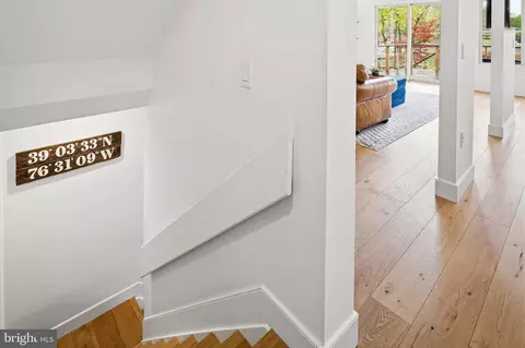 Entry Way - 122 Shore Rd, Arnold, MD 21012 photo 5 of 7