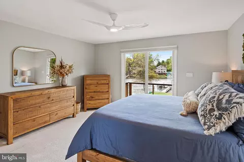 Bedroom - 122 Shore Rd, Arnold, MD 21012 photo 1 of 6