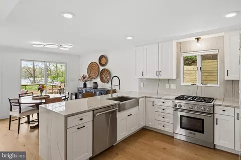 Kitchen - 122 Shore Rd, Arnold, MD 21012 photo 2 of 4