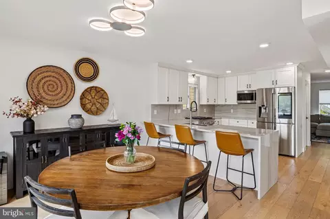 Dining - 122 Shore Rd, Arnold, MD 21012 photo 3 of 3
