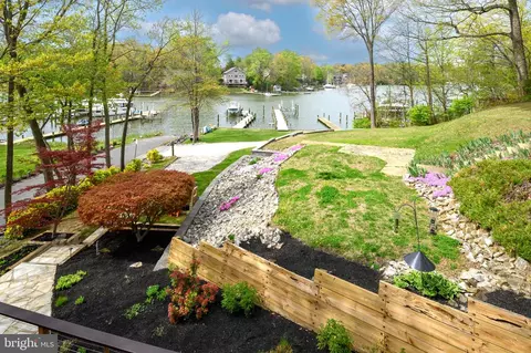 Exterior - 122 Shore Rd, Arnold, MD 21012 photo 5 of 8