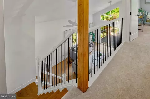 Entry Way - 122 Shore Rd, Arnold, MD 21012 photo 4 of 6