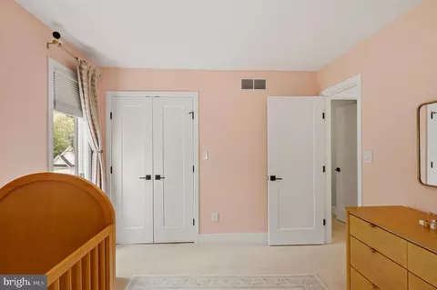 Bedroom - 122 Shore Rd, Arnold, MD 21012 photo 6 of 6