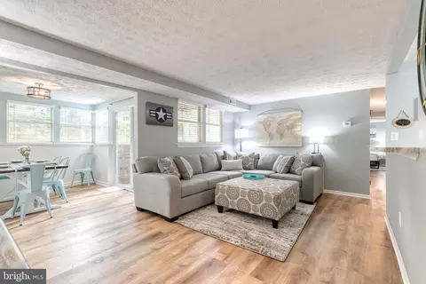 696 Southern Hills Dr #E-5A, Arnold, MD 21012