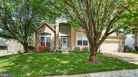 Exterior - 1407 Houndhill Ct, Crofton, MD 21114 photo 2 of 12