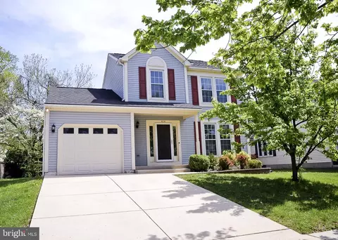 824 Sunnyfield Ln, Baltimore, MD 21225