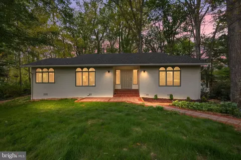 1196 Tanager Dr, Millersville, MD 21108