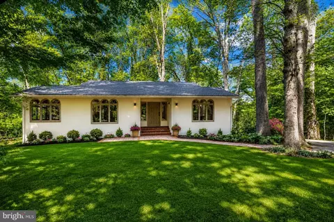 1196 Tanager Dr, Millersville, MD 21108