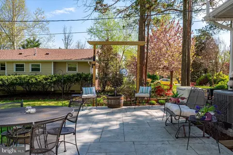 Exterior - 26 Wilelinor Dr, Edgewater, MD 21037 photo 8 of 15