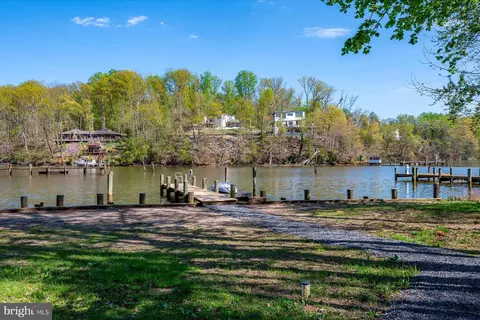 View/Area - 26 Wilelinor Dr, Edgewater, MD 21037 photo 1 of 7