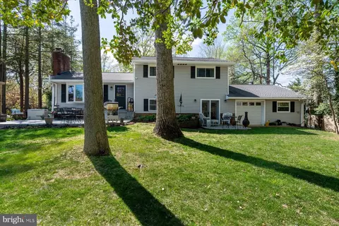 Exterior - 26 Wilelinor Dr, Edgewater, MD 21037 photo 4 of 15