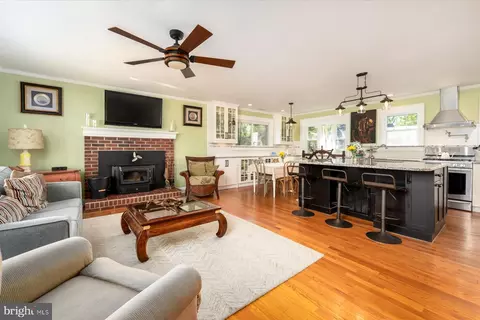 Other - 26 Wilelinor Dr, Edgewater, MD 21037 photo 2 of 20