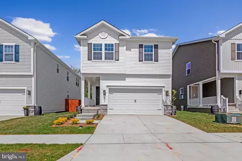5720 Howard Dr, Glen Burnie, MD 21061