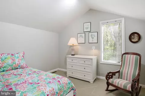 Bedroom - 1718 Woodlore Rd, Annapolis, MD 21401 photo 4 of 5