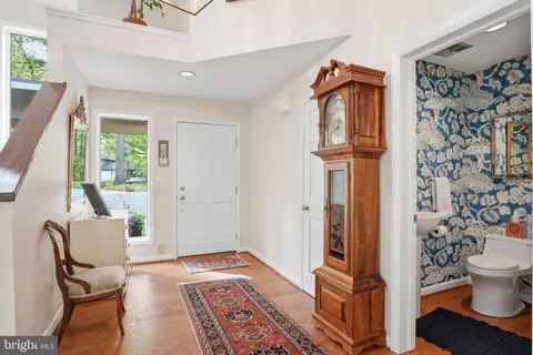 Entry Way - 1718 Woodlore Rd, Annapolis, MD 21401 photo 4 of 4