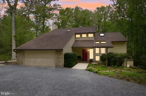 Exterior - 1718 Woodlore Rd, Annapolis, MD 21401 photo 1 of 15