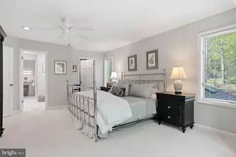 Bedroom - 1718 Woodlore Rd, Annapolis, MD 21401 photo 2 of 5