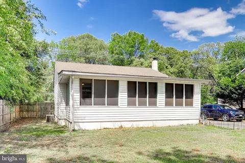 Exterior - 2743 Bayside Beach Rd, Pasadena, MD 21122 photo 8 of 12