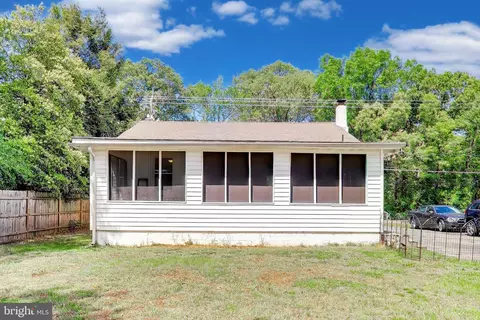 Exterior - 2743 Bayside Beach Rd, Pasadena, MD 21122 photo 6 of 12