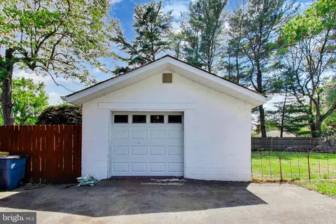 Exterior - 2743 Bayside Beach Rd, Pasadena, MD 21122 photo 12 of 12