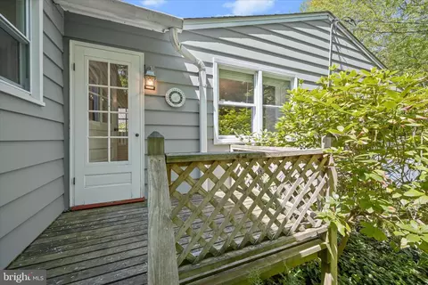 Exterior - 1915 Cherry Rd, Annapolis, MD 21409 photo 9 of 9