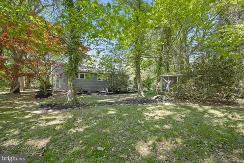 Exterior - 1915 Cherry Rd, Annapolis, MD 21409 photo 8 of 9