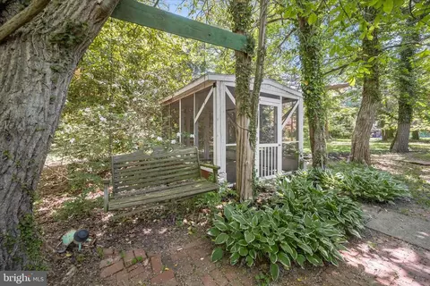 Exterior - 1915 Cherry Rd, Annapolis, MD 21409 photo 2 of 9