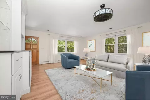 Living - 1915 Cherry Rd, Annapolis, MD 21409 photo 1 of 5