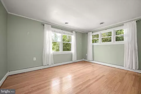 Bedroom - 1915 Cherry Rd, Annapolis, MD 21409 photo 2 of 6