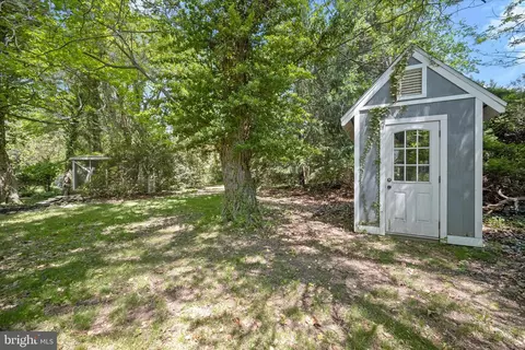 Exterior - 1915 Cherry Rd, Annapolis, MD 21409 photo 7 of 9