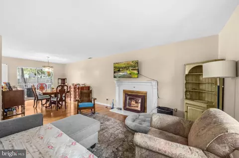 Living - 509 Gladhill Rd, Odenton, MD 21113 photo 2 of 2