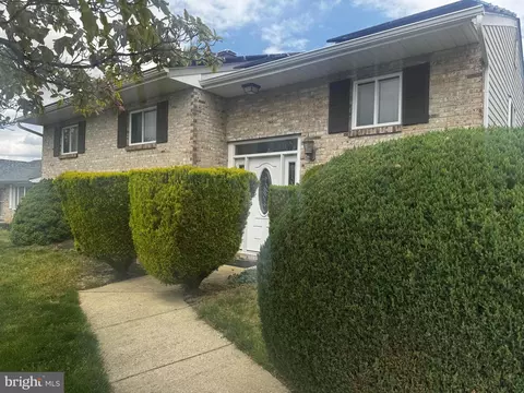 306 Shetlands Ln, Glen Burnie, MD 21061