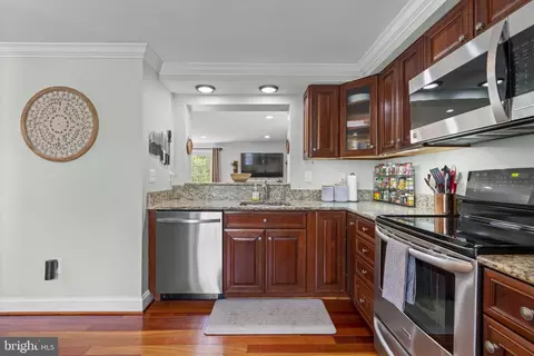 Kitchen - 751 Willowby Run, Pasadena, MD 21122 photo 4 of 4