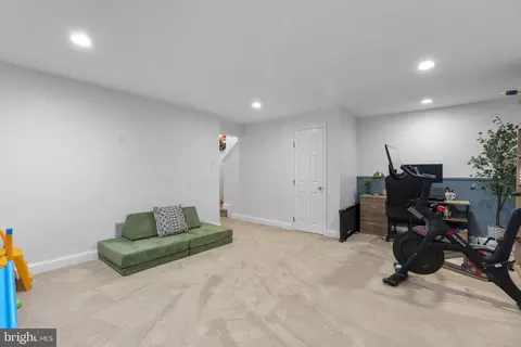 Entry Way - 751 Willowby Run, Pasadena, MD 21122 photo 6 of 6