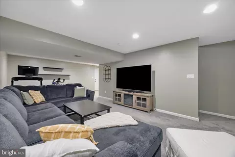 Other - 726 214th St, Pasadena, MD 21122 photo 10 of 12