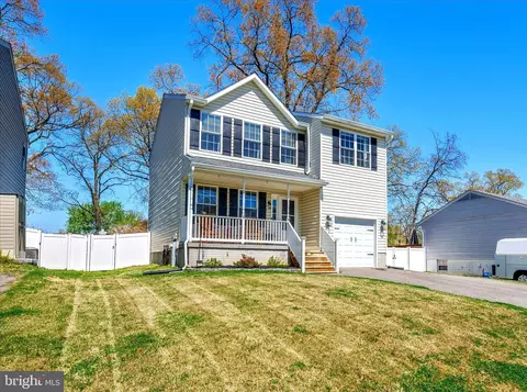 Exterior - 726 214th St, Pasadena, MD 21122 photo 1 of 11