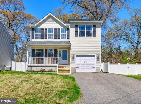 Exterior - 726 214th St, Pasadena, MD 21122 photo 9 of 11