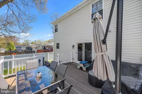 Exterior - 726 214th St, Pasadena, MD 21122 photo 4 of 11