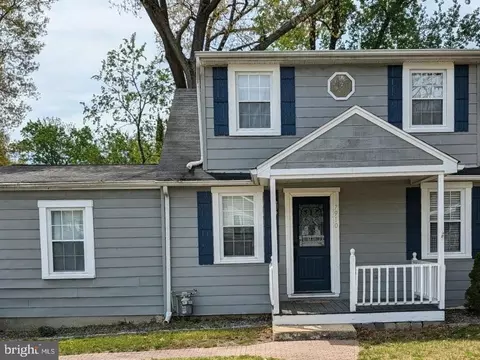 7910 Mayford Ave, Pasadena, MD 21122