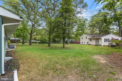 Exterior - 1511 Long Point Rd, Pasadena, MD 21122 photo 3 of 6