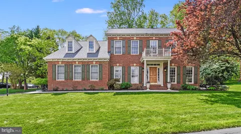 126 Seahawk Ln, Edgewater, MD 21037