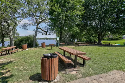 Exterior - 925 Mount Desert Harbour, Pasadena, MD 21122 photo 5 of 6