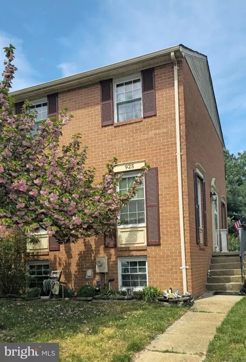 925 Mount Desert Harbour, Pasadena, MD 21122