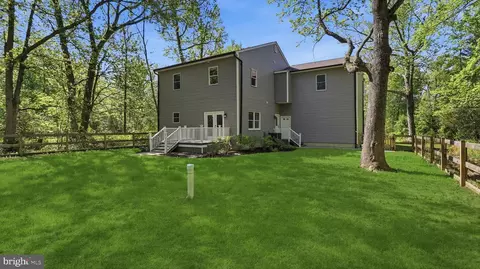 Exterior - 1428 Central Ave E, Edgewater, MD 21037 photo 7 of 10