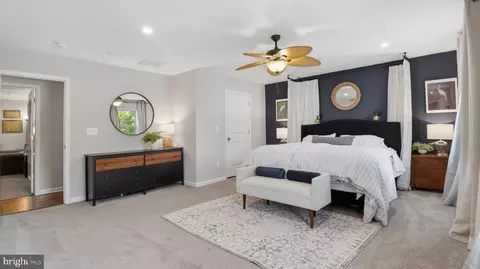 Entry Way - 1428 Central Ave E, Edgewater, MD 21037 photo 18 of 22